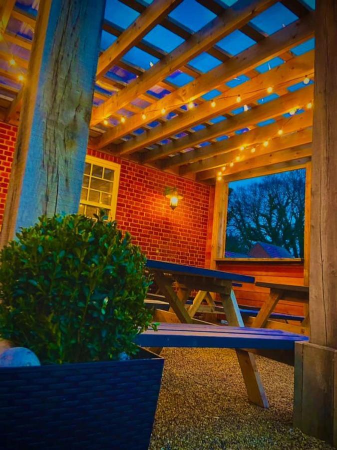 The Kings Arms - Fleggburgh Villa ภายนอก รูปภาพ